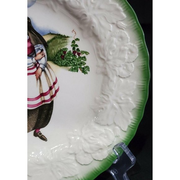 Alfred Meakin 18th French Costumes GRAPE PICKERS OF BURGUNDY 9" PLATE wine decor - Picture 5 of 5